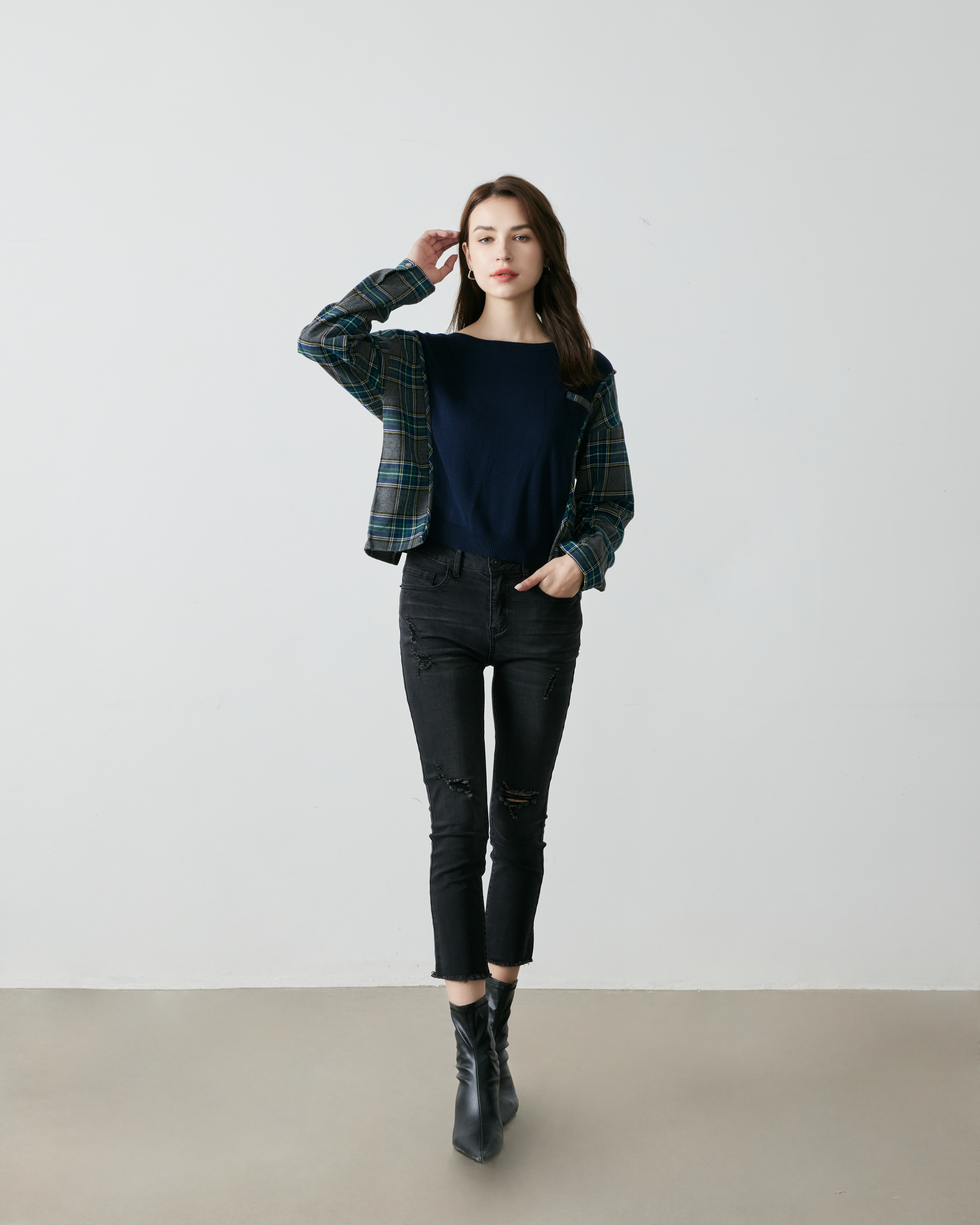 University of Carnaby knotted woolen plaid crew neck top #CL23F-602