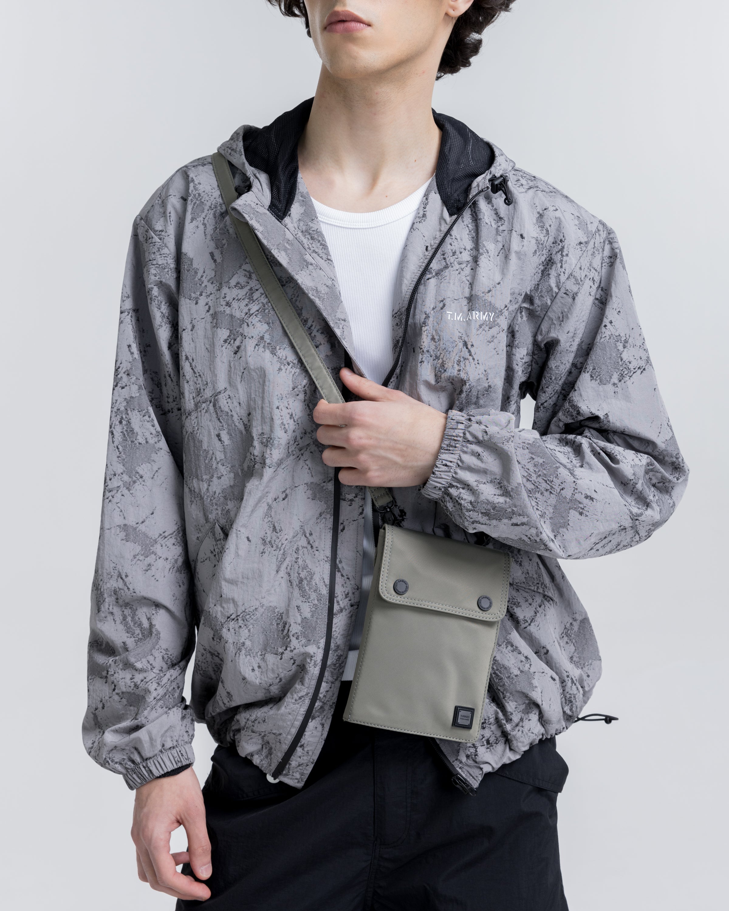 TOUGH JEANSMITH Traveller Crossbody Bag