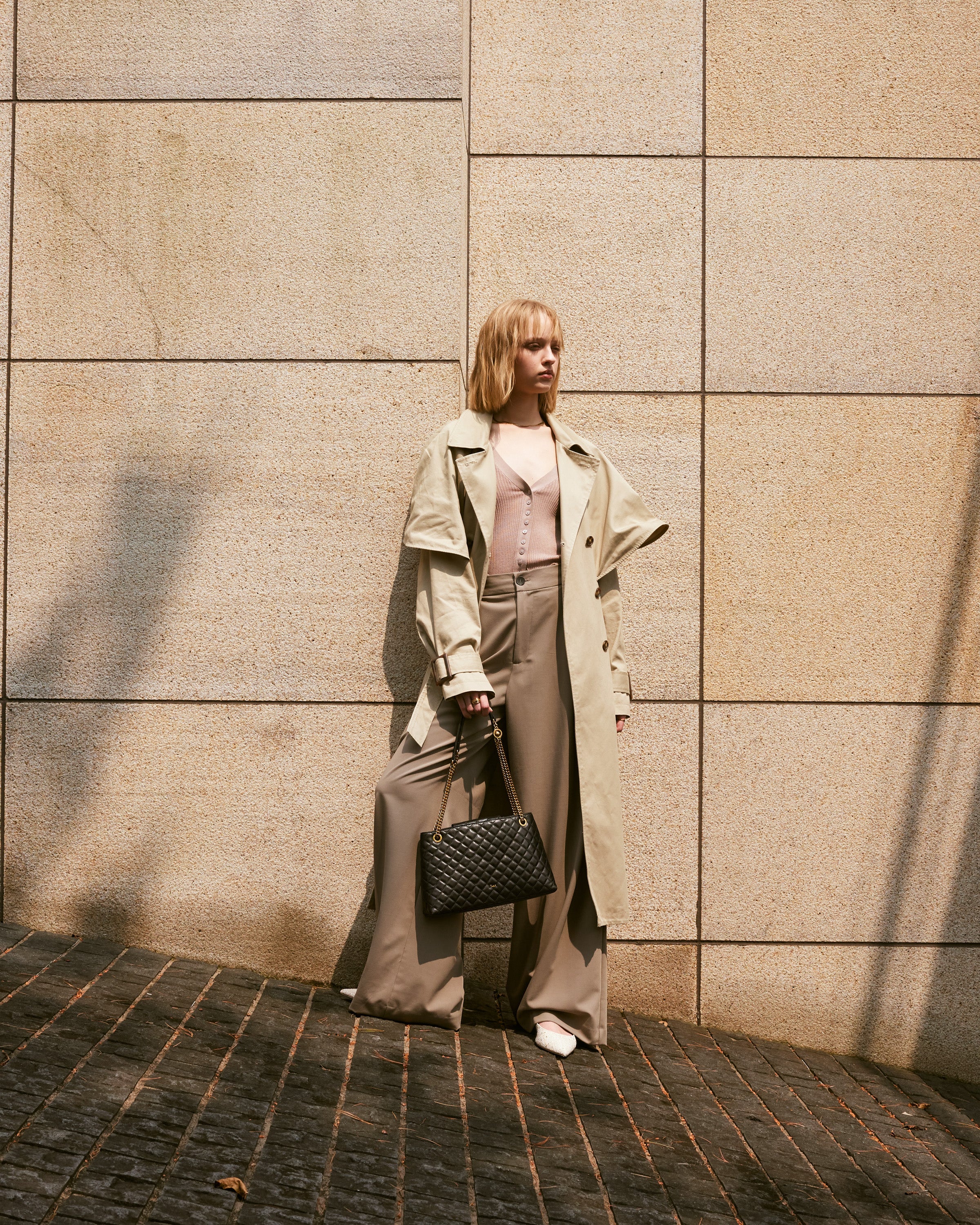 Salad Acute Shoulder Bag
