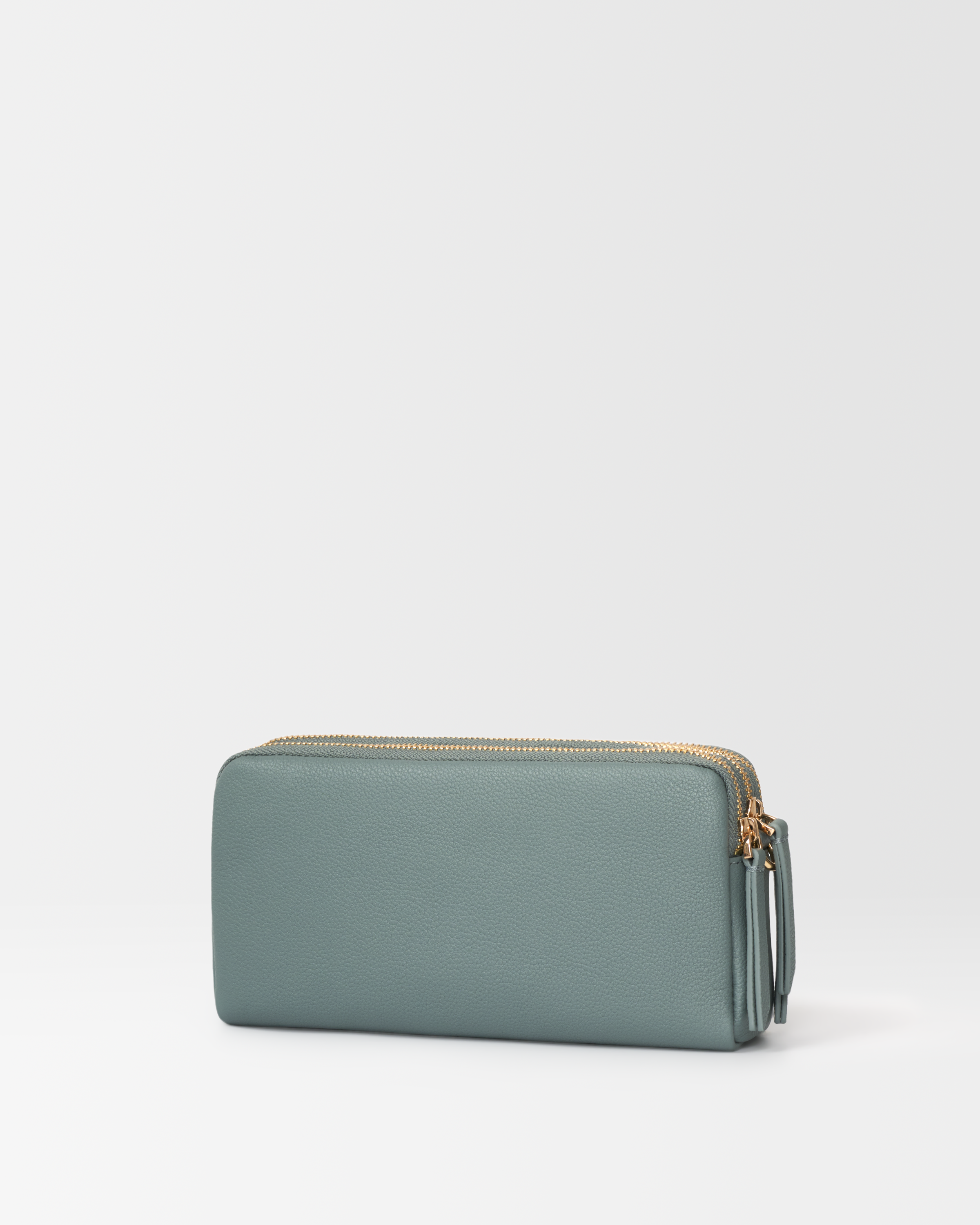 MUET Elegant Chain Wallet