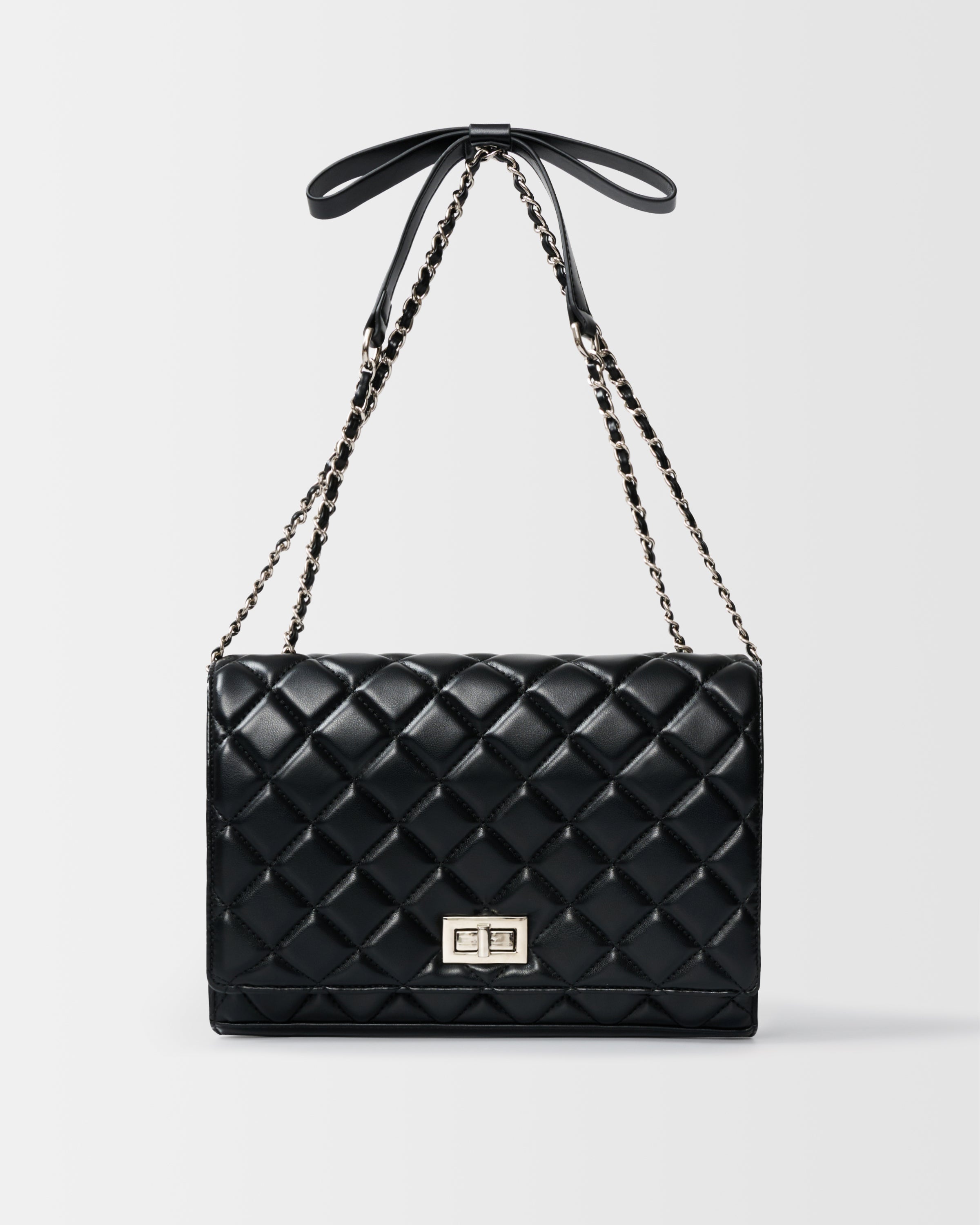 MUET Diamond Quilted Flap Bag