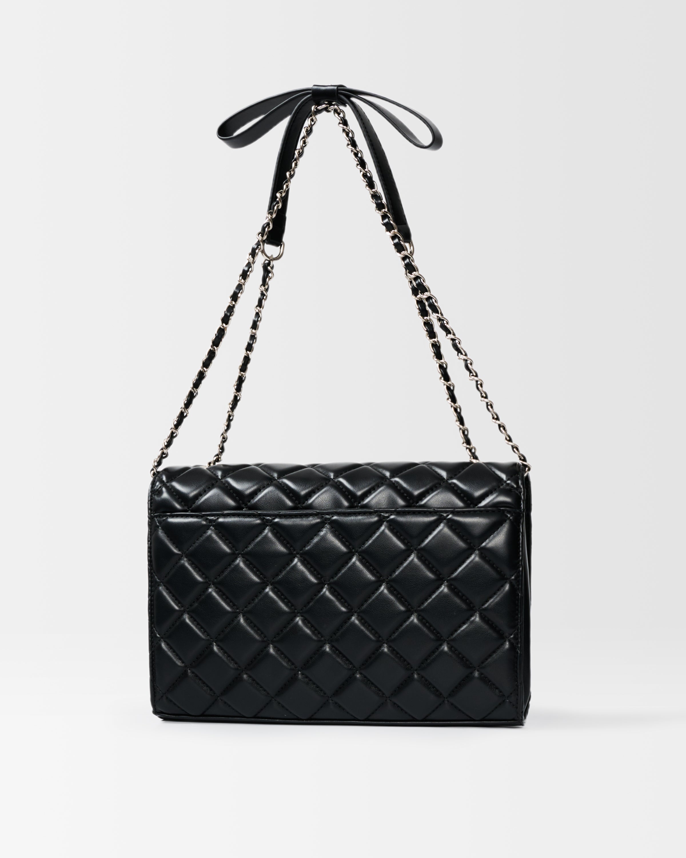 MUET Diamond Quilted Flap Bag