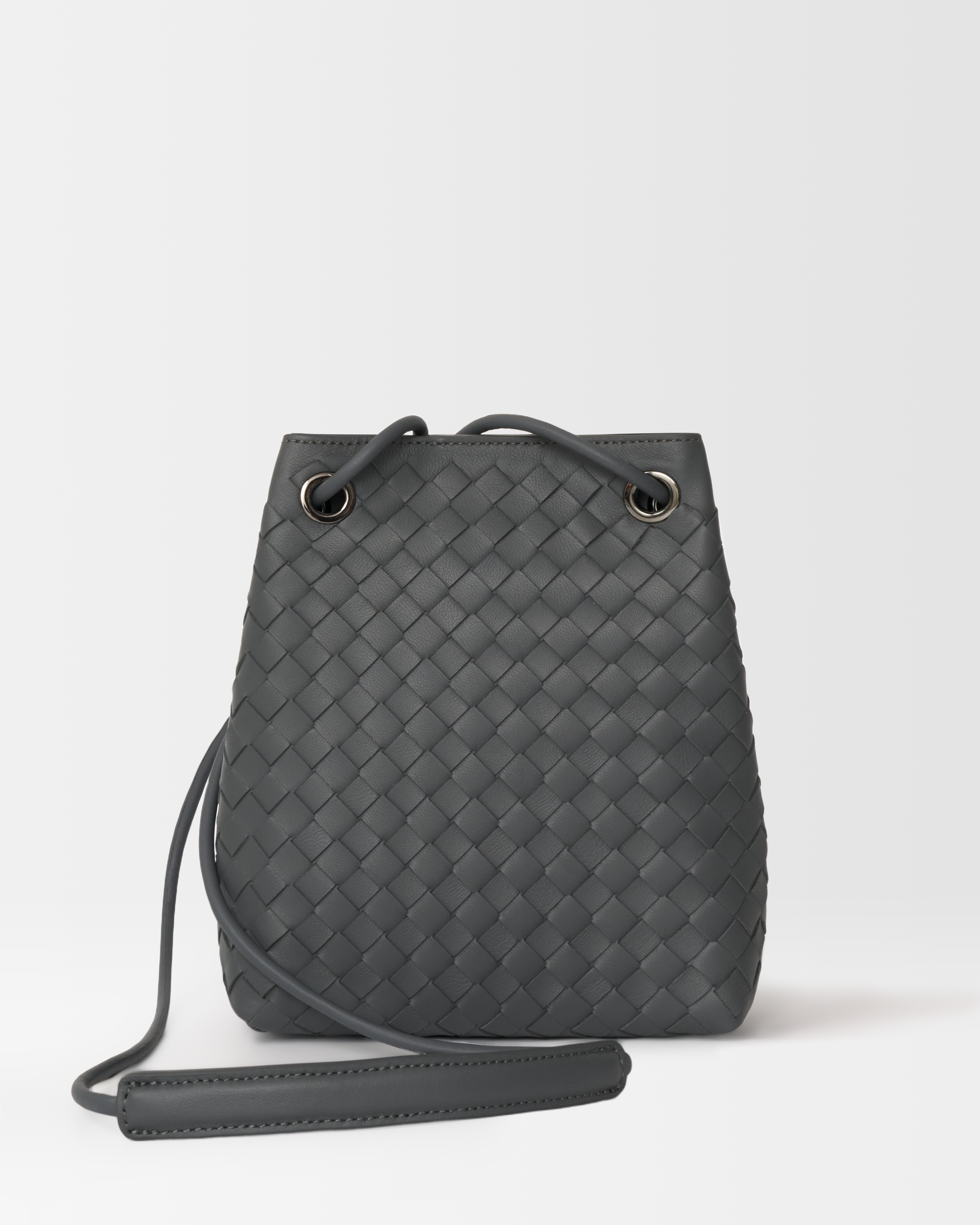 MUET Diamond Woven Crossbody Bag