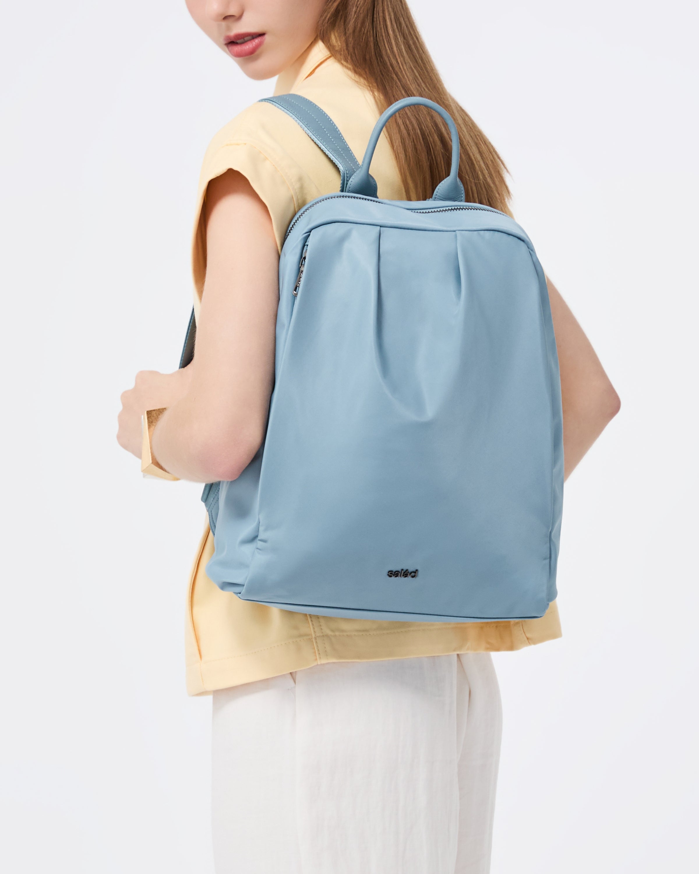 Salad Laptop Backpack 背包