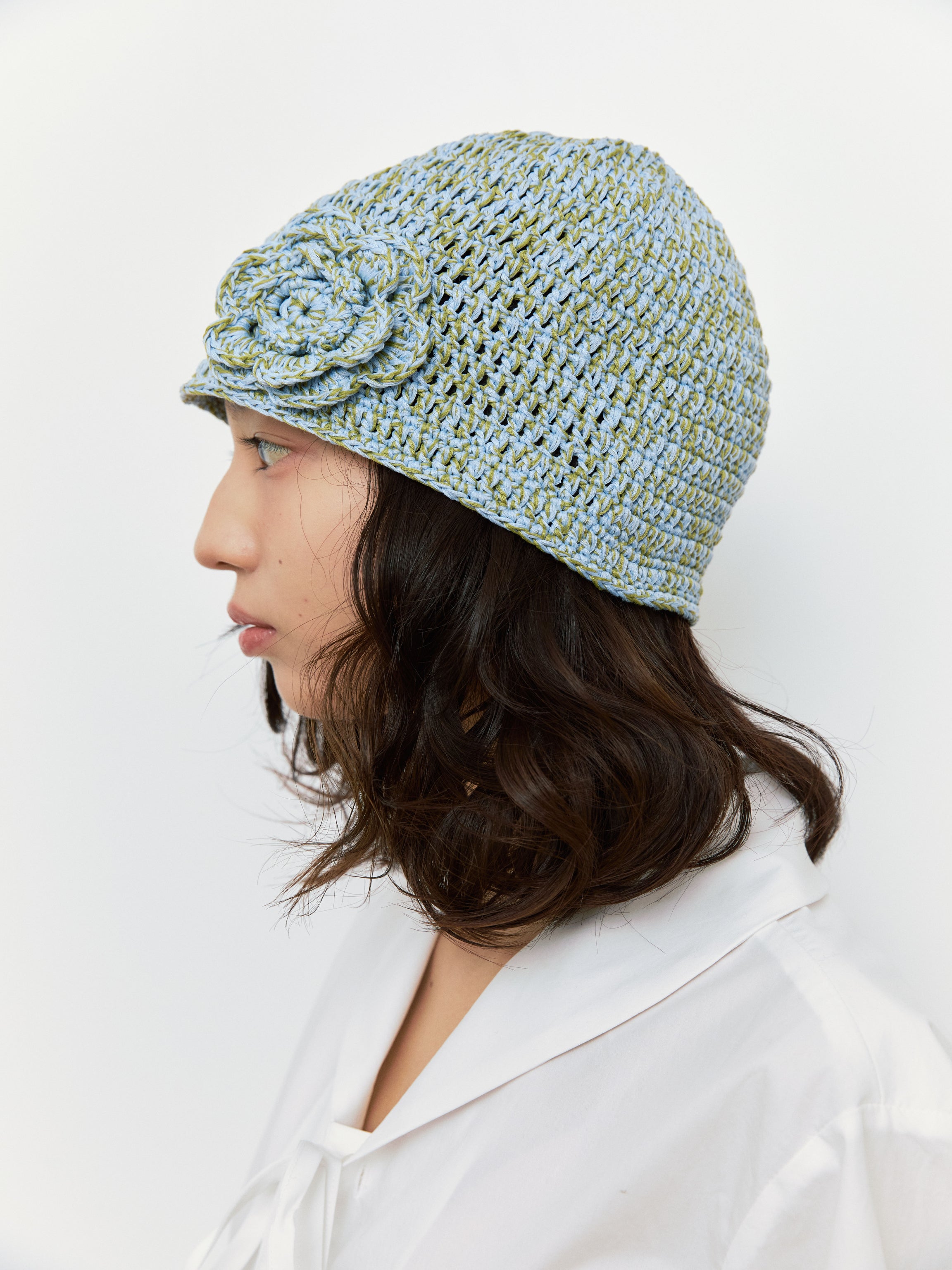 NIEEH DAISY BUCKET HAT