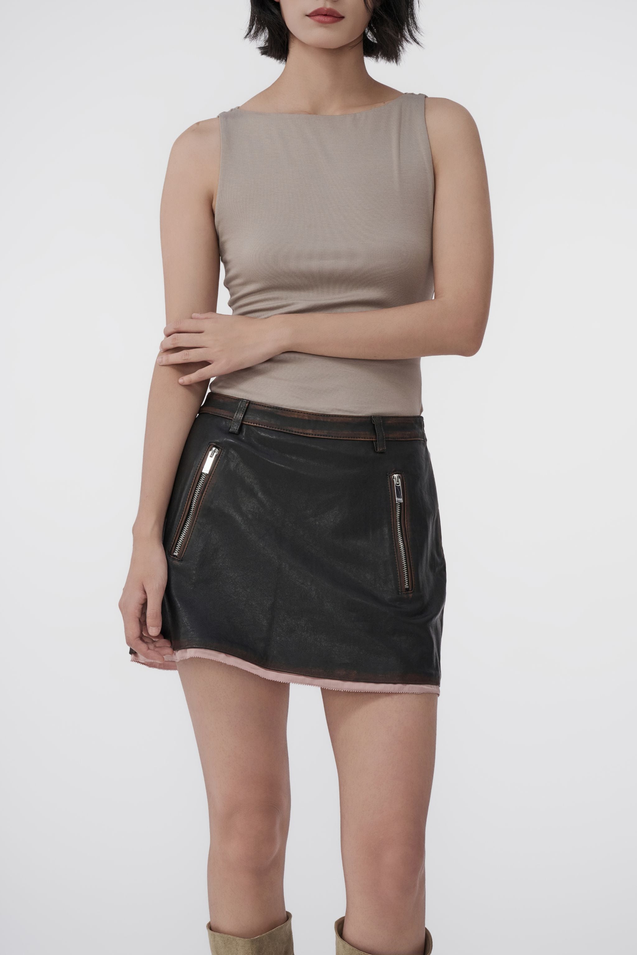 Salad 洗擦啡色牛仔皮短裙