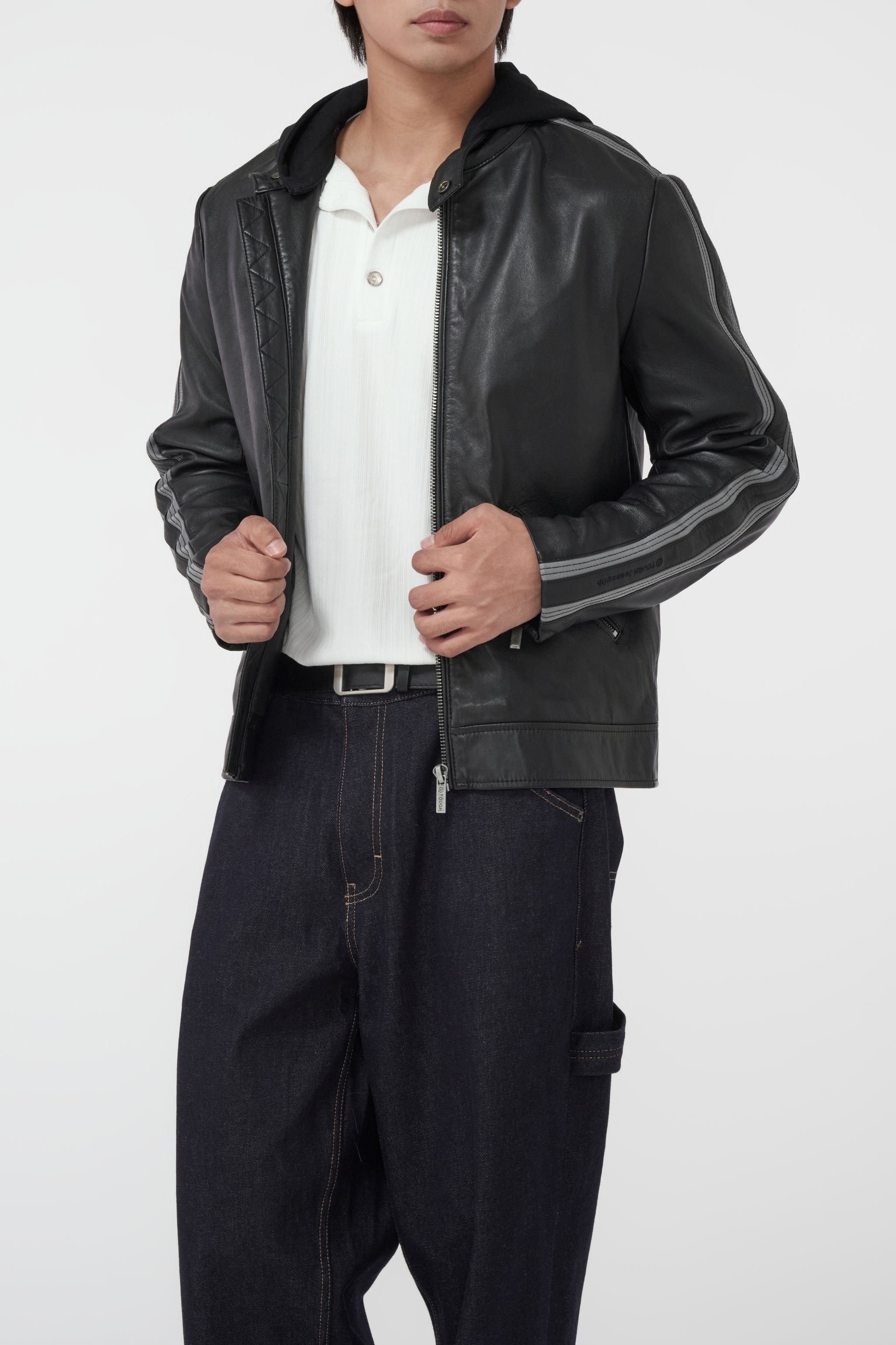 TOUGH JEANSMITH 黑色可拆卸連帽皮革夾克