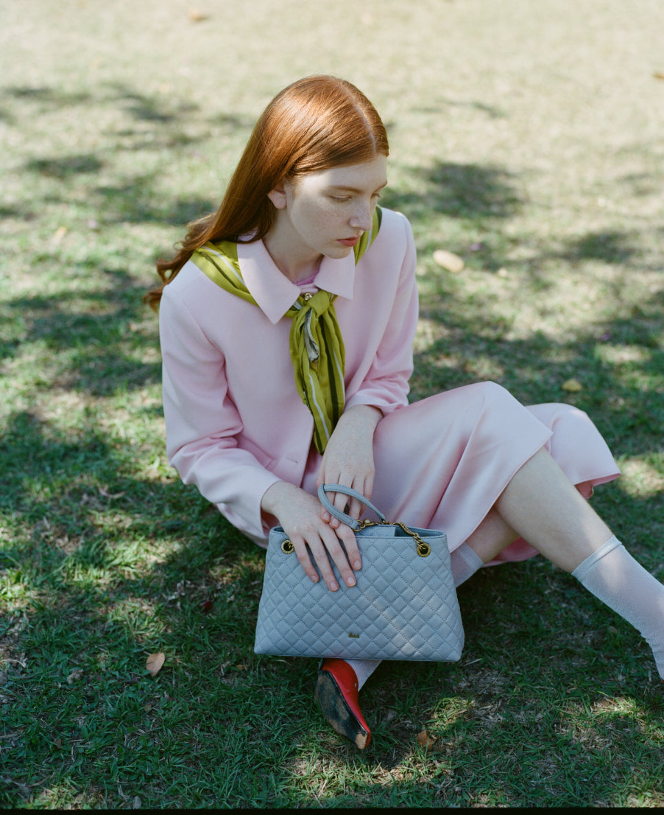 Salad Acute Shoulder Bag
